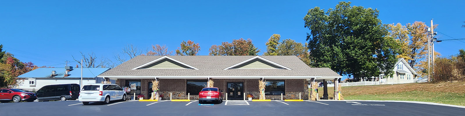 Mark's Family Pharmacy, Oneida, TN